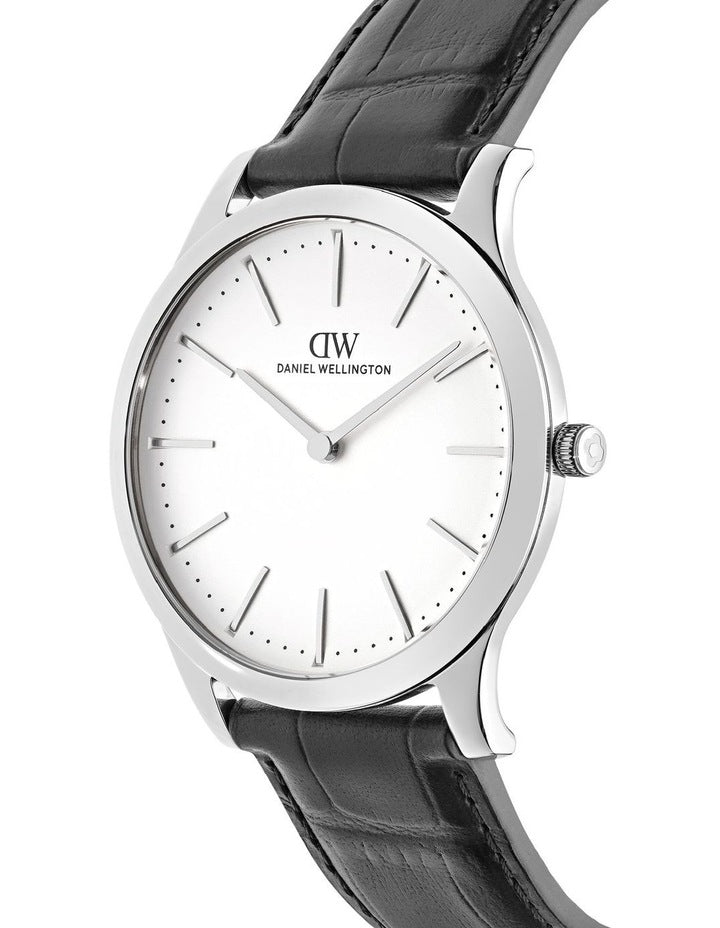 Daniel Wellington Pathfinder 39mm Black Leather Steel Watch DW00100980