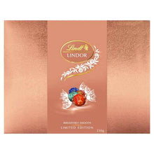 Lindt LINDOR Limited Edition Christmas Gift Box 230g