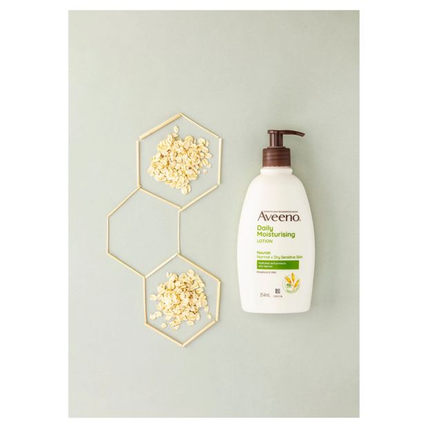 Aveeno Active Naturals Daily Moisturising Body Lotion 354ml - Natural Colloidal Oatmeal