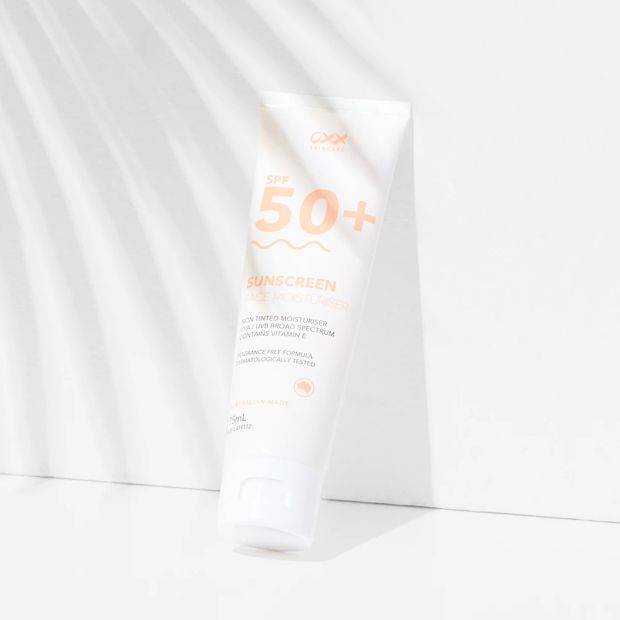 OXX Skincare SPF 50+ Face Moisturiser and Sunscreen 75ml - Vitamin E