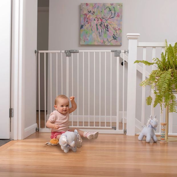 Tall Metal Gate with Extensions - Anko
