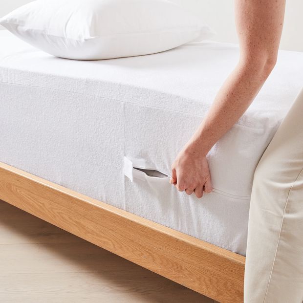 Bed Bug Resistant Fitted Mattress Encasement, Double Bed, White - Anko