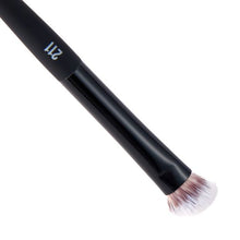 211 Flat Eyeshadow Brush, Black - OXX Cosmetics