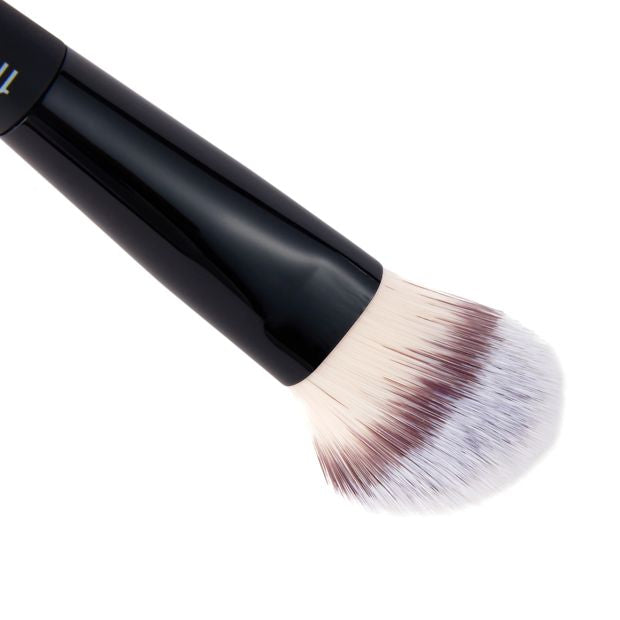 111 Flat Foundation Brush, Black - OXX Cosmetics