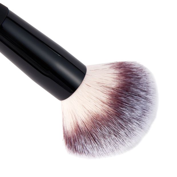115 Tapered Powder Brush, Black - OXX Cosmetics
