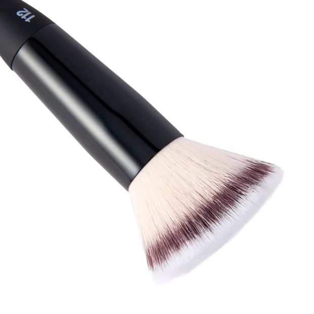 112 Foundation Brush, Black - OXX Cosmetics