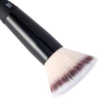 112 Foundation Brush, Black - OXX Cosmetics