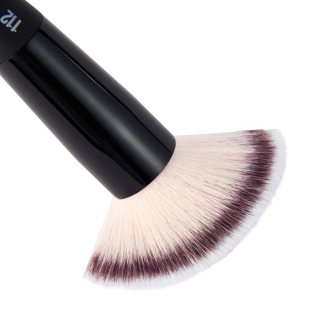 112 Foundation Brush, Black - OXX Cosmetics