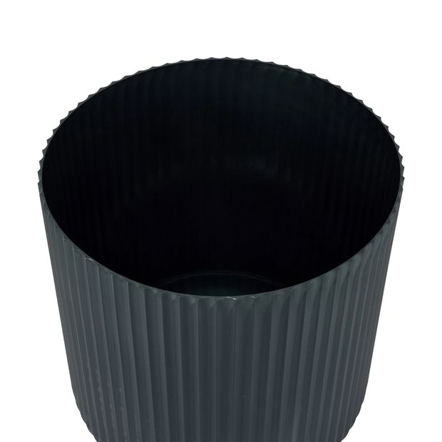 38cm Linear Plastic Pot, Black - Anko