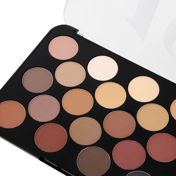 18 Shades Eyeshadow Palette - OXX Cosmetics