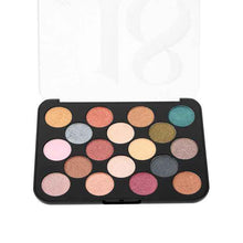 18 Shades Eyeshadow Palette, Metallic - OXX Cosmetics