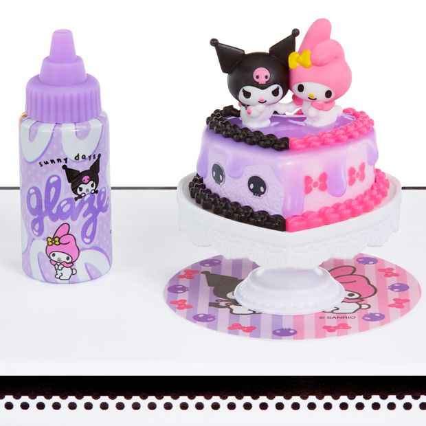 MGA's Miniverse: Make It Mini x Hello Kitty and Friends Playset - Assorted