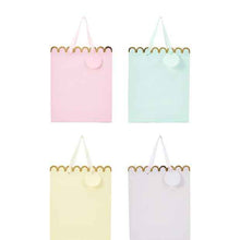Pastel Scalloped Gift Bags - Large, Pack of 4