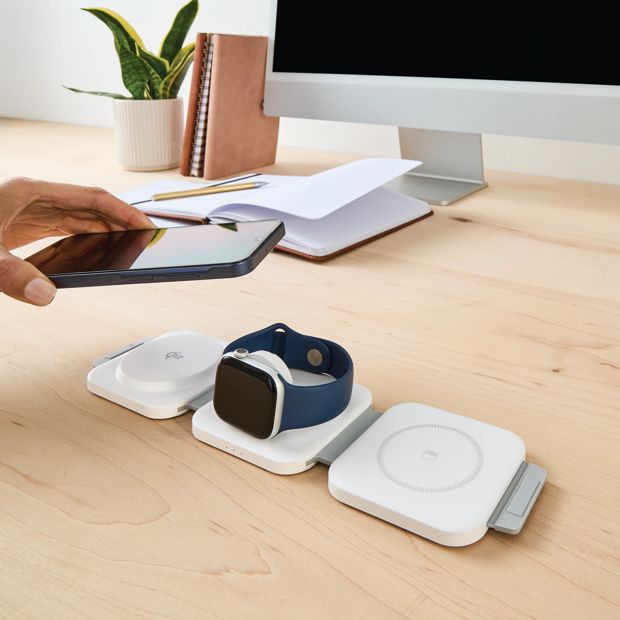 Anko Qi2 Foldable Travel Charger
