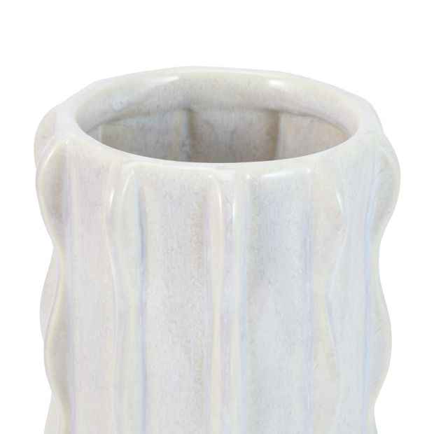 Textured Ceramic Vase with Scallop Wave Design