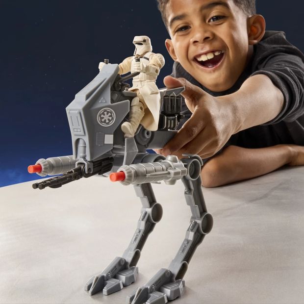 Star Wars Action Verse the Mandalorian and Grogu AT-RT and Imperial Driver Playset