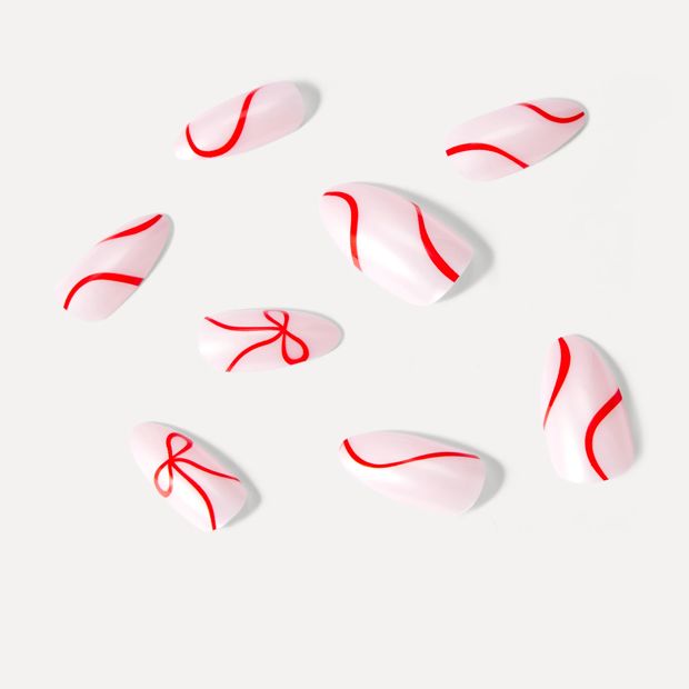 OXX Beauty Sleigh Season 24 Pack Artificial Nails - Almond Shape, Red Bow