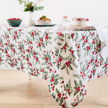 Anko Traditional Holly Tablecloth