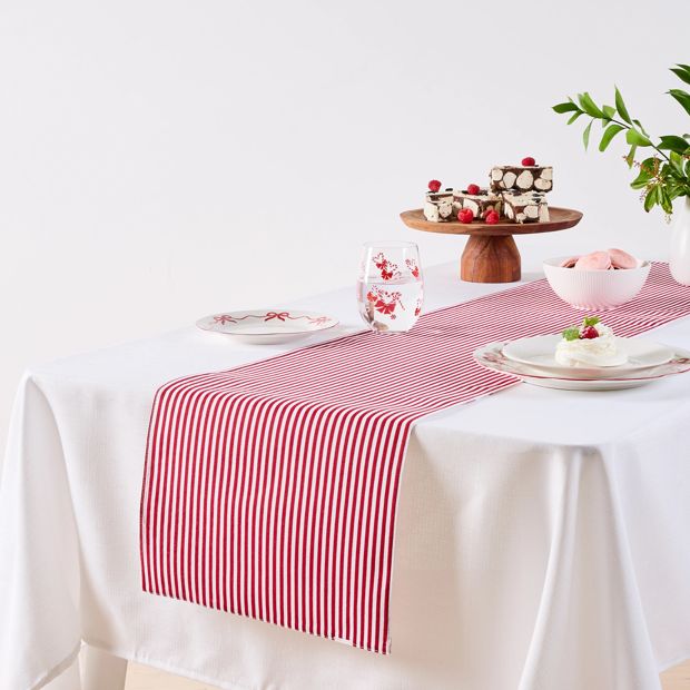 Anko Candy Hearts Table Runner