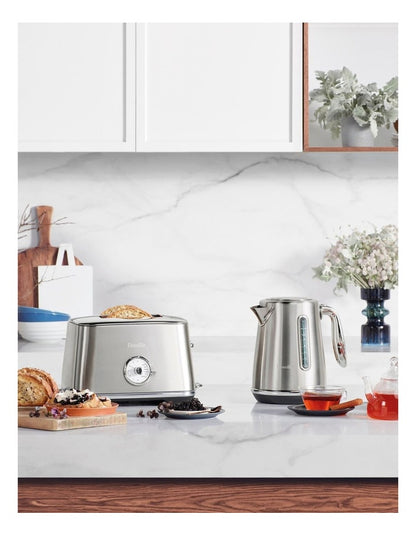 The Toast Select Luxe 2 Slice Toaster in Silver BTA735BSS