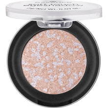 Essence Soft Touch Eyeshadow Bubbly Champagne 2g - GimmeNow