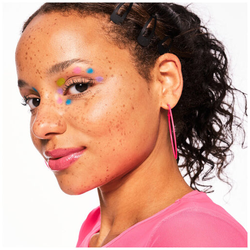 Essence Baby Got Holo Glow Highlighter Stick Holy Apricotly 5g - GimmeNow