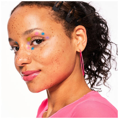 Essence Baby Got Holo Glow Highlighter Stick Holy Apricotly 5g - GimmeNow
