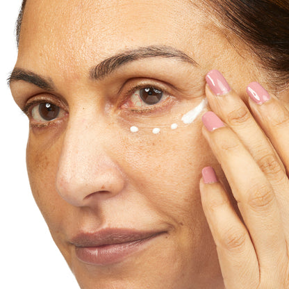No7 Restore & Renew MULTI ACTION Eye Cream 15mL