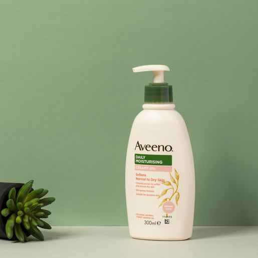 Aveeno Daily Moisturising Creamy Oil Almond Scented 300mL