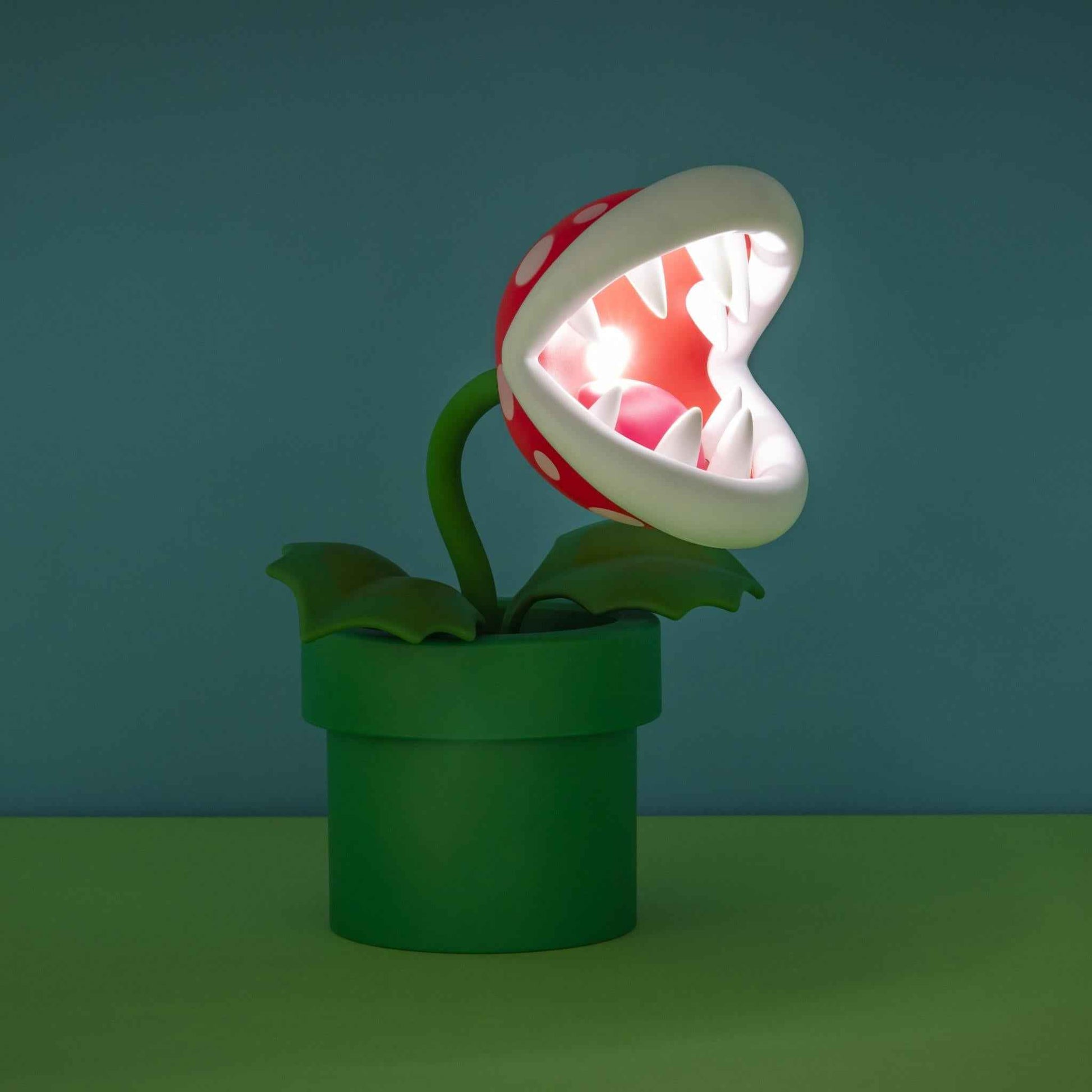Nintendo - Super Mario Piranha Plant Posable Lamp