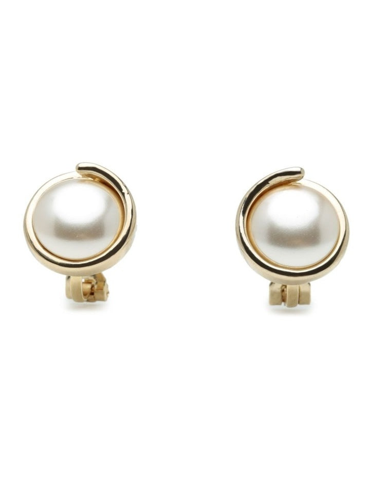 M886CE-G/P Clip Earring in Pearl