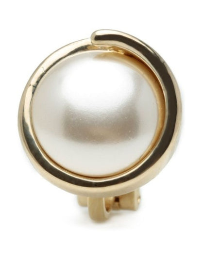 M886CE-G/P Clip Earring in Pearl