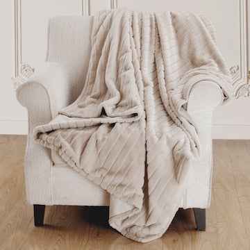 Luxe Faux Mink Blanket Beige each