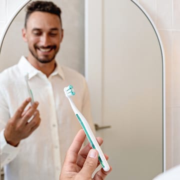 Colgate Toothbrush Total Foaming Clean Medium 3 pack