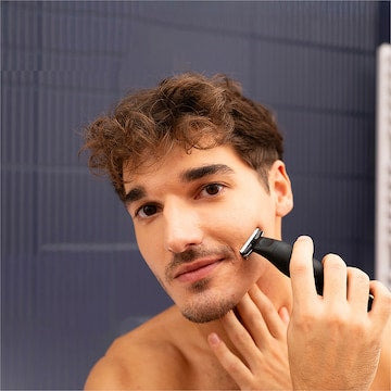 Gillette Fusion 4 In 1 Shave Edge Trim & Body Trimmer each