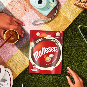Maltesers Duos White & Milk Choc Share Bag 120g