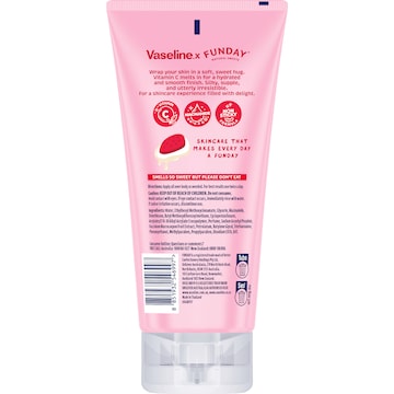 Vaseline Funday Body Lotion Strawberry & Cream Delight 300mL