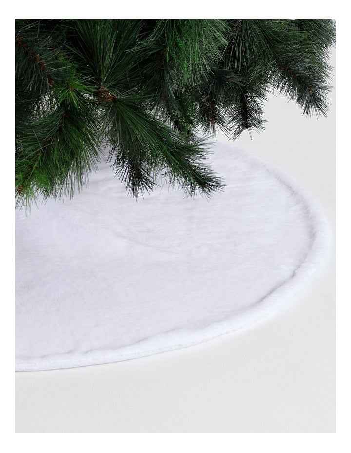 Luxe Christmas White Fur Tree Skirt