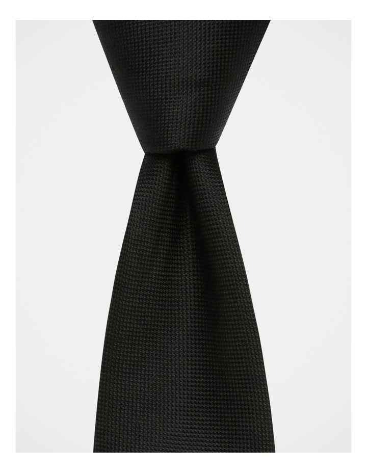Core Silk Tie in Black