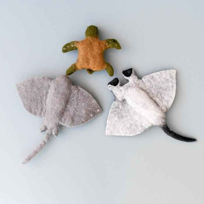 Tara Treasures Felt Sea Reef Creatures Ocean Toys Set of 3 - Manta Ray, Spotted Eagle Ray and Green Sea Turtle Pretend & Imaginative Play Ocean Toys Felt Animals 3yrs+