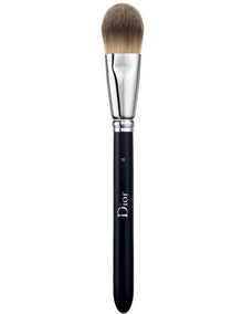 Backstage Light Coverage Fluid Foundation Brush N&#176;11