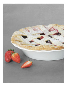 Fluted Pie Dish in White