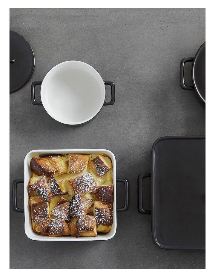 Epicurious Square Baker 24x8cm Gift Boxed in Black