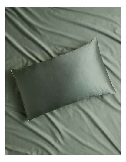Luxe Silk Pillowcase in Ivy