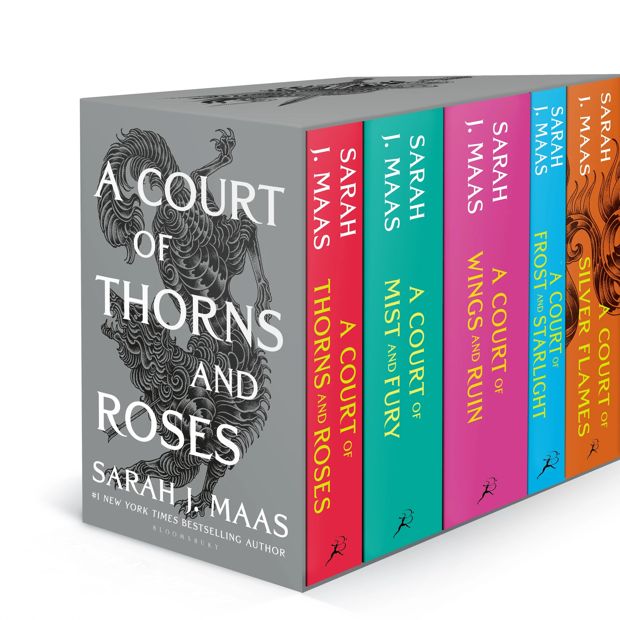 A Court Of Thorns And Roses Paperback Box Set (5 Books) - Sarah J. Maas