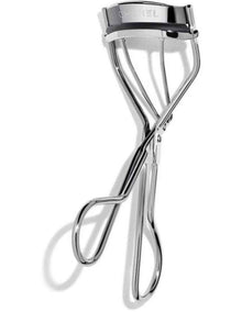 LE RECOUBRE CILS DE CHANEL Eyelash Curler