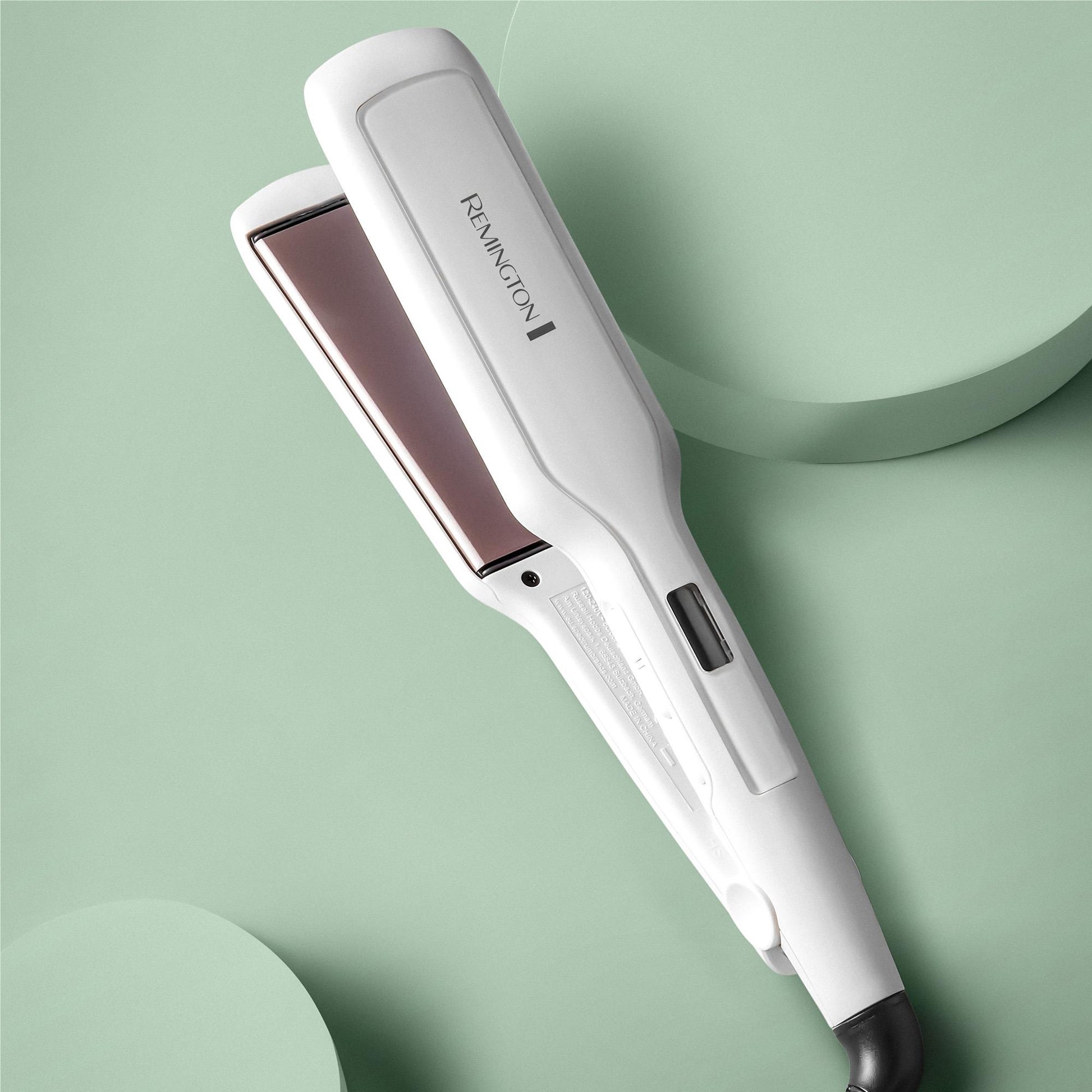 Remington Pro Ceramic Extra Wide Plate Hair Straightener