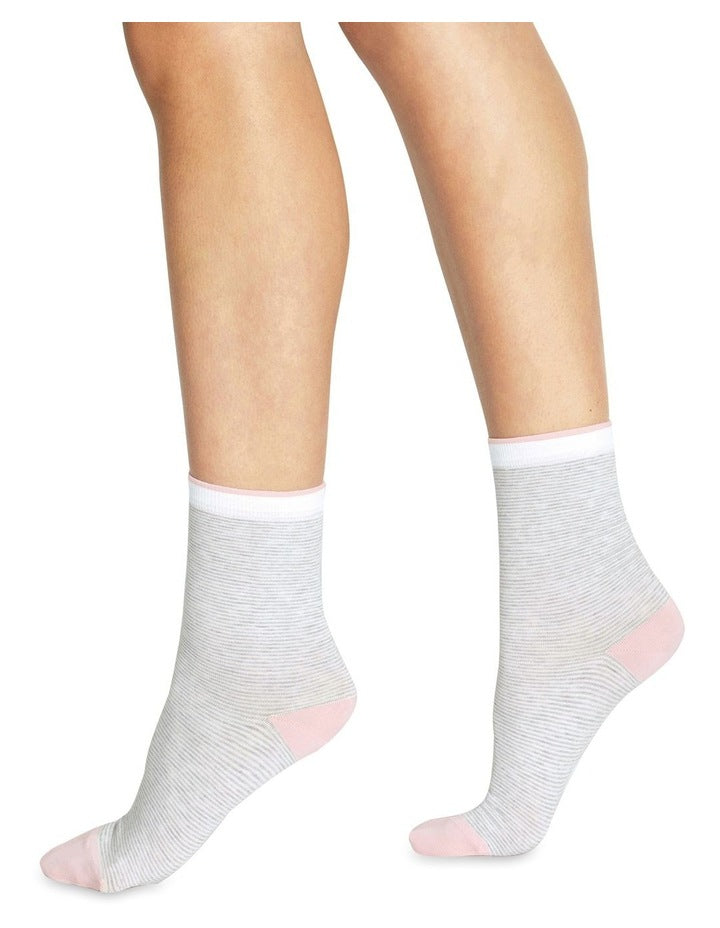 Lina Cotton Rich Fine Stripe Crew Length Socks in Grey/White