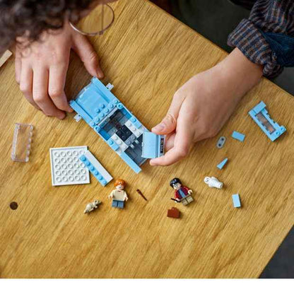 Toy Flying Car Set with Figures, Wizard Theme