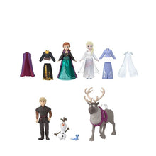 Disney Frozen Fashions & Friends Set